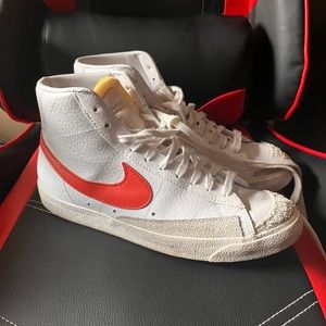 Nike Blazer Vintage (sz 8.5)